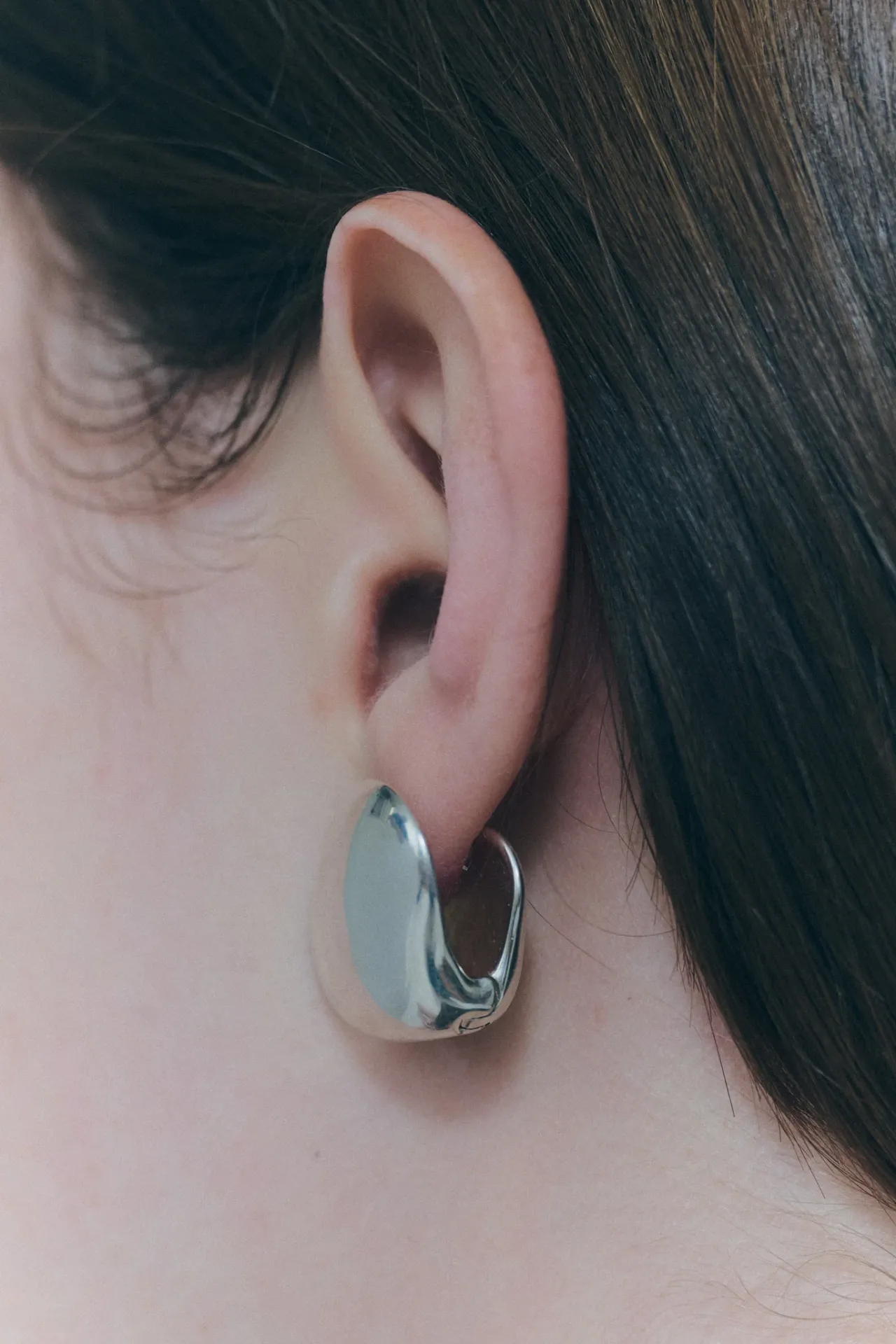 Women Sandy Liang Jewelry^Clampshell Earrings